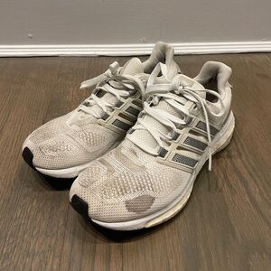 Adidas Energy Boost (Size: W7)